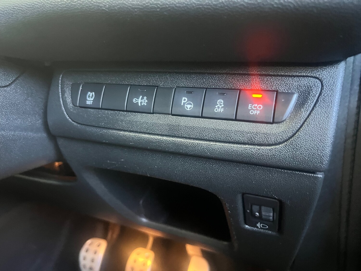 Used Peugeot 208 2015 for sale - 78028040: Photo 18