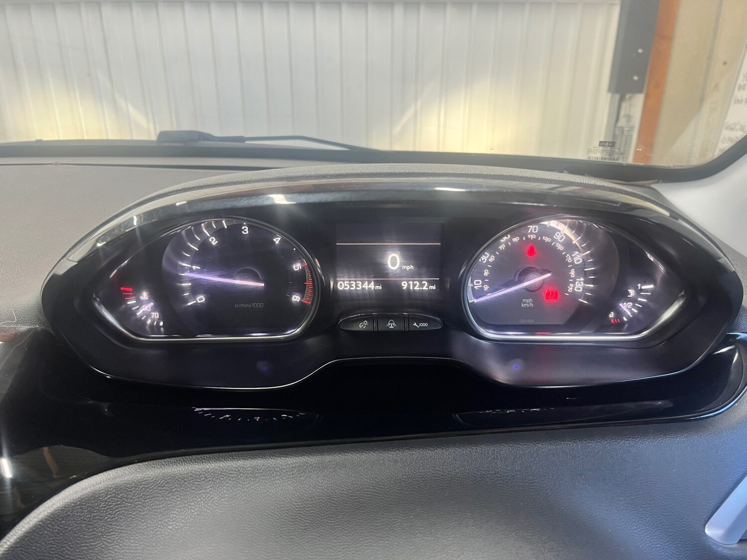 Used Peugeot 208 2015 for sale - 78028040: Photo 23