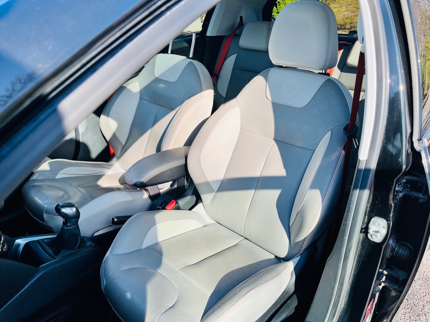 Used Peugeot 208 2015 for sale - 78028040: Photo 48