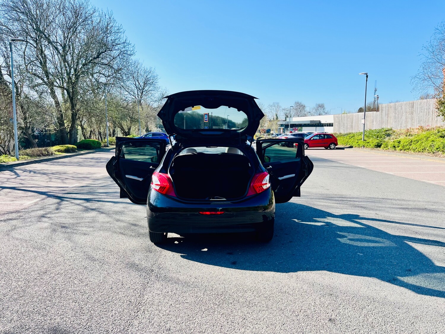 Used Peugeot 208 2015 for sale - 78028040: Photo 56