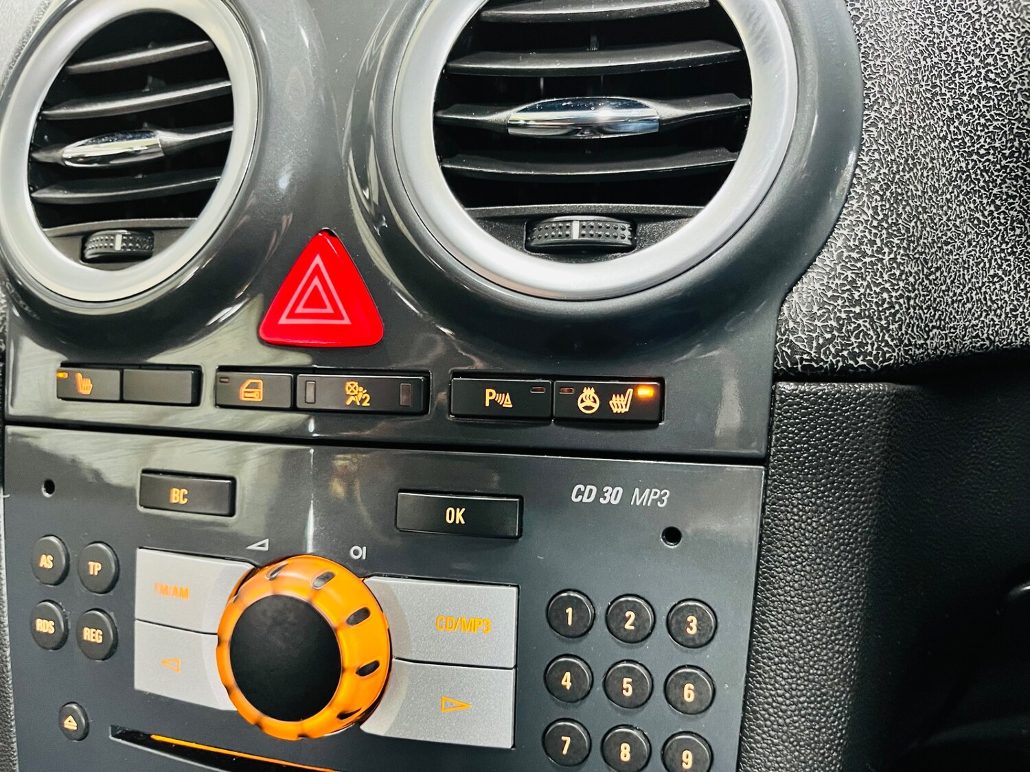 Used Vauxhall Corsa 2012 for sale - 78121935: Photo 27