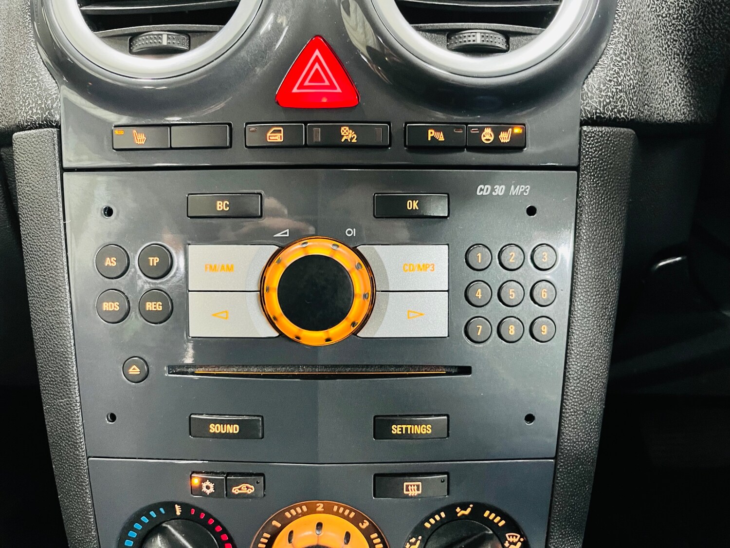 Used Vauxhall Corsa 2012 for sale - 78121935: Photo 29