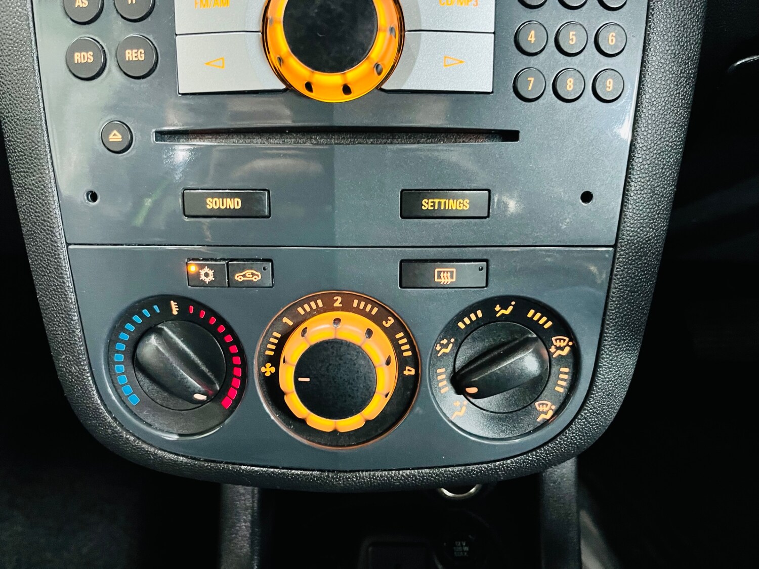 Used Vauxhall Corsa 2012 for sale - 78121935: Photo 30