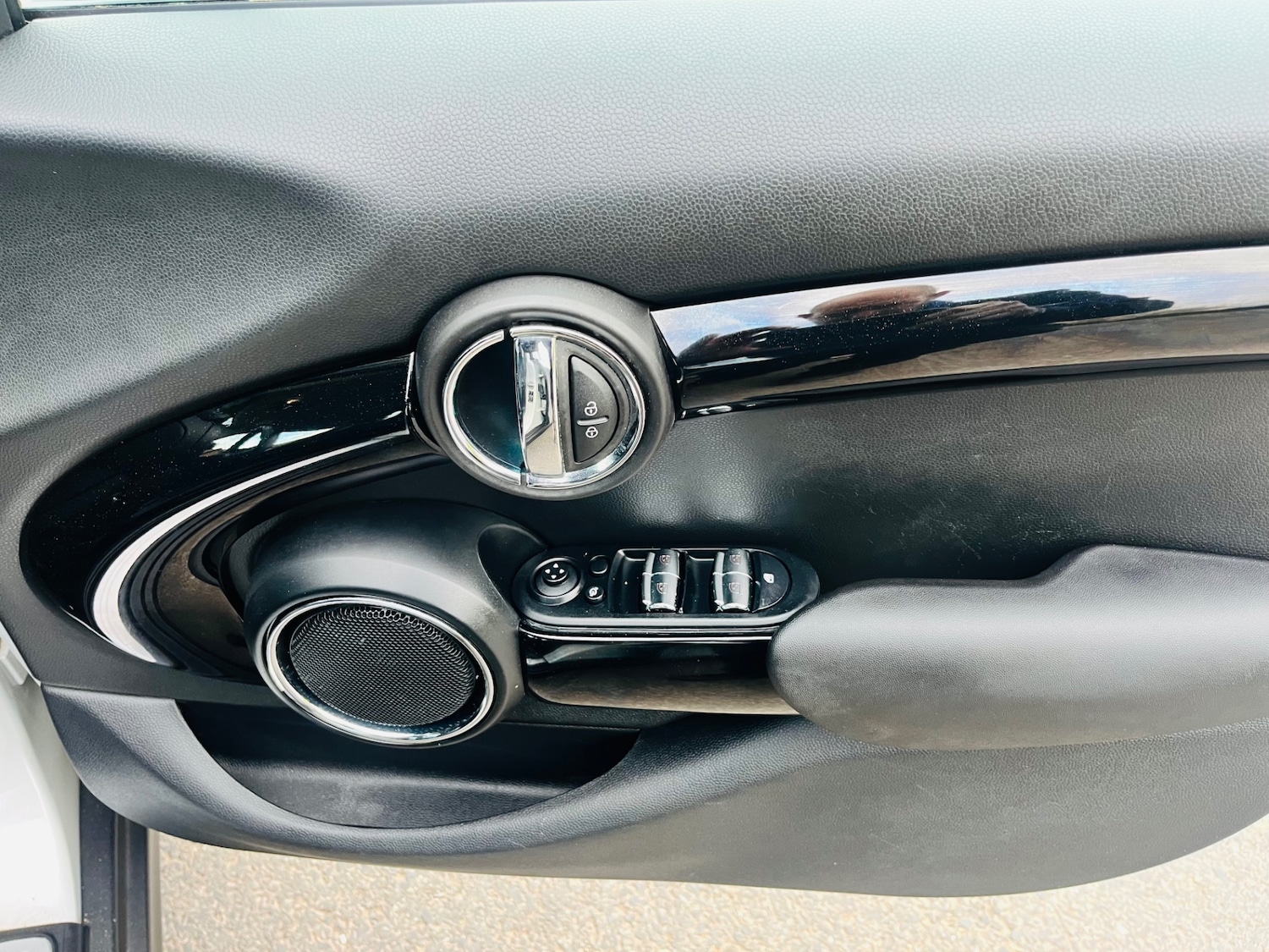 Used MINI Cooper 2025 for sale - 78055416: Photo 11