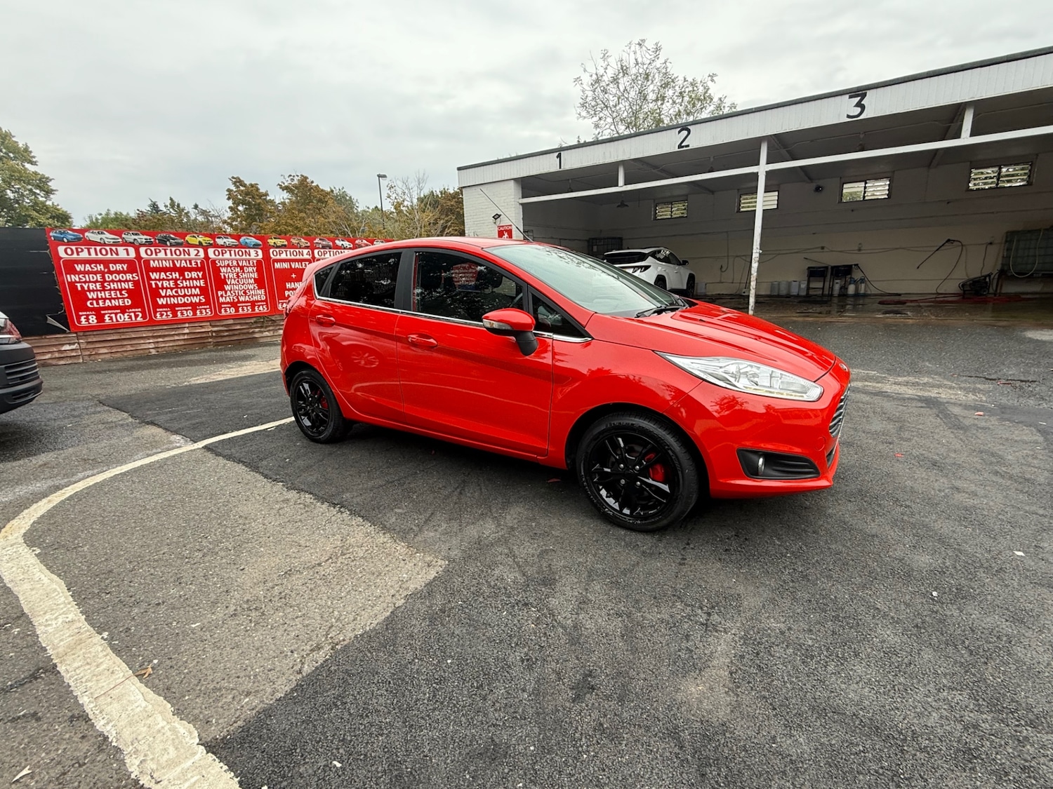 Used Ford Fiesta 2016 for sale - 76031231: Photo 6