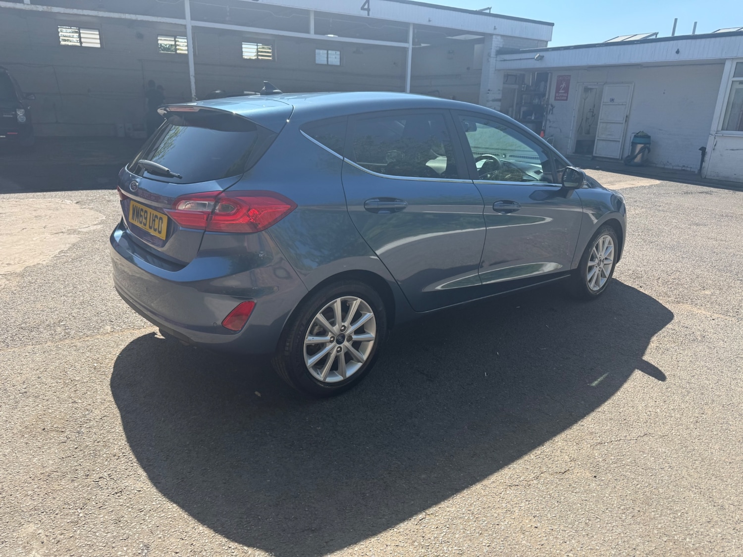 Vehicle 6