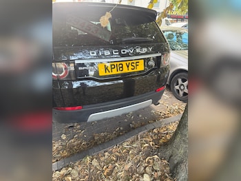 Used Land Rover Discovery Sport 2018 for sale - 79317422: Photo