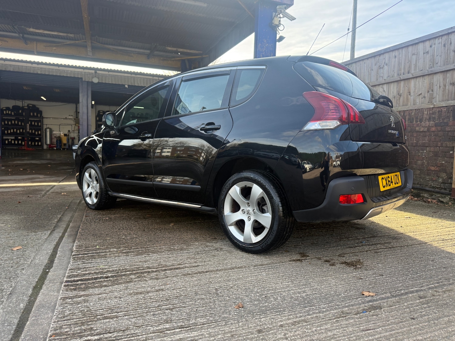 Used Peugeot 3008 2014 for sale - 77650789: Photo 5