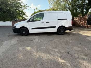 Used Peugeot Partner 2018 for sale - 74704193: Photo