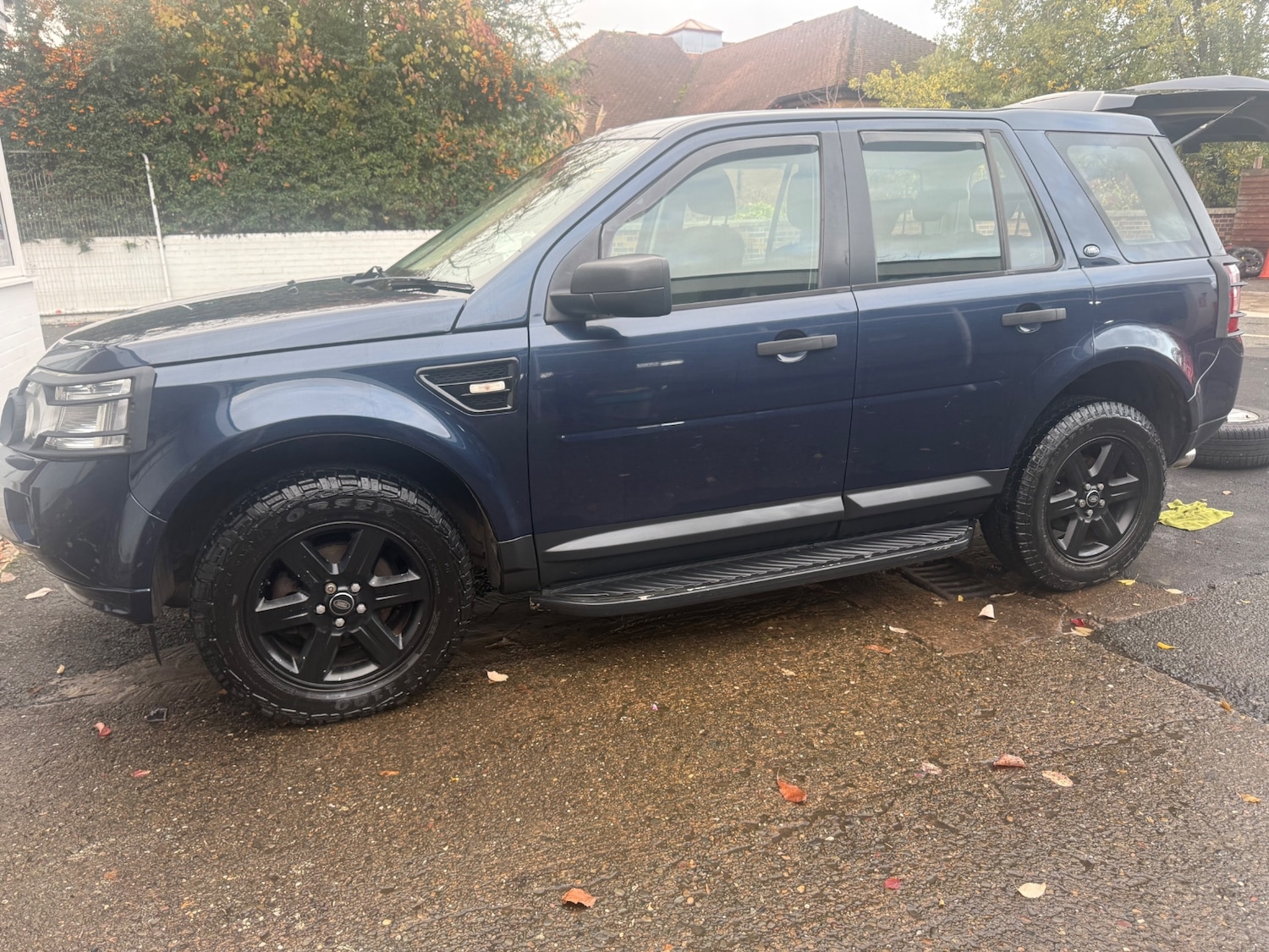 Used Land Rover Freelander 2010 for sale - 76452049: Photo 2