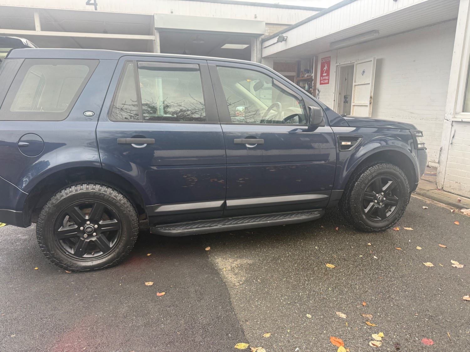 Used Land Rover Freelander 2010 for sale - 76452049: Photo 5