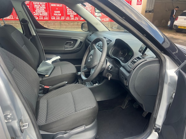 Used Skoda Roomster 2014 for sale - 76198669: Photo 12
