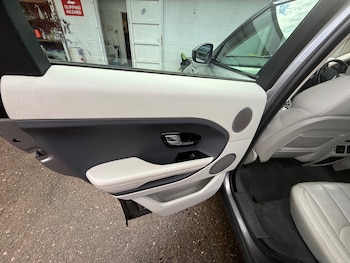 Used Land Rover Range Rover Evoque 2014 for sale - 76082836: Photo