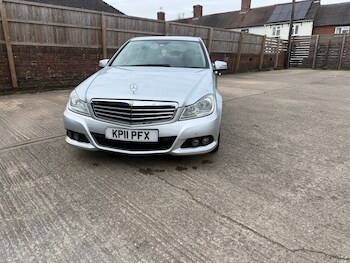 Used Mercedes-Benz C Class 2011 for sale - 77694727: Photo