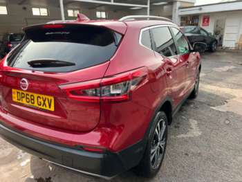 Used Nissan Qashqai 2018 for sale - 68490851: Photo