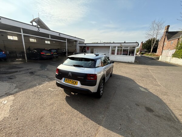 Used Citroen C4 Cactus 2017 for sale - 74254635: Photo 10