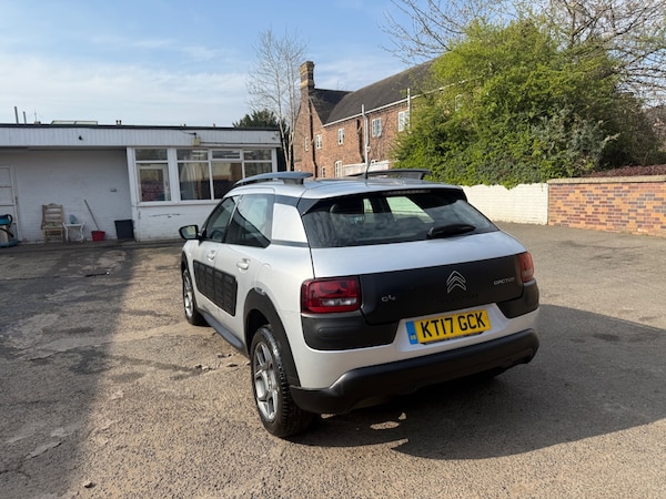 Used Citroen C4 Cactus 2017 for sale - 74254635: Photo 16