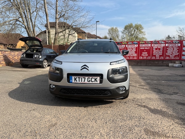 Used Citroen C4 Cactus 2017 for sale - 74254635: Photo 17
