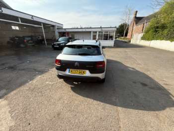 Used Citroen C4 Cactus 2017 for sale - 74254635: Photo