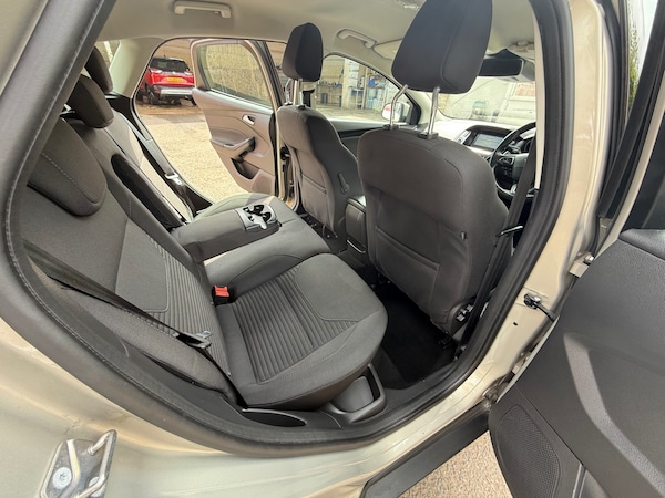 Used Ford Focus 2018 for sale - 74463172: Photo 9