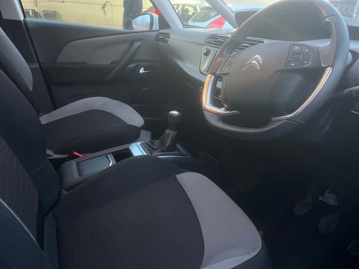 Used Citroen C4 Picasso 2014 for sale - 76192578: Photo 12