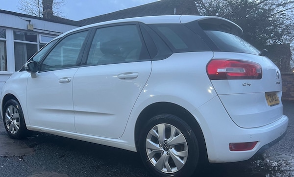 Used Citroen C4 Picasso 2014 for sale - 76192578: Photo 16