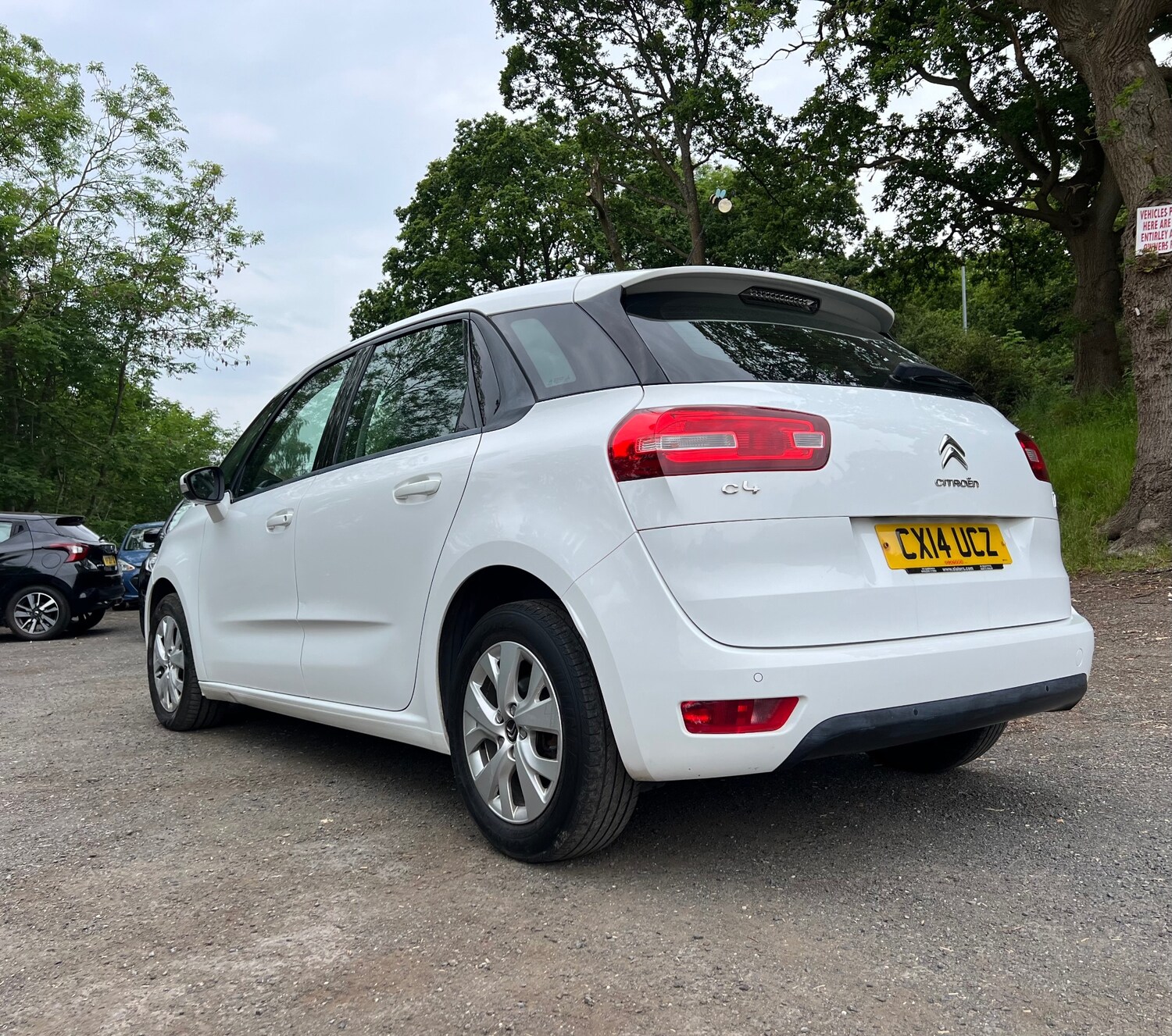 Used Citroen C4 Picasso 2014 for sale - 76192578: Photo 5