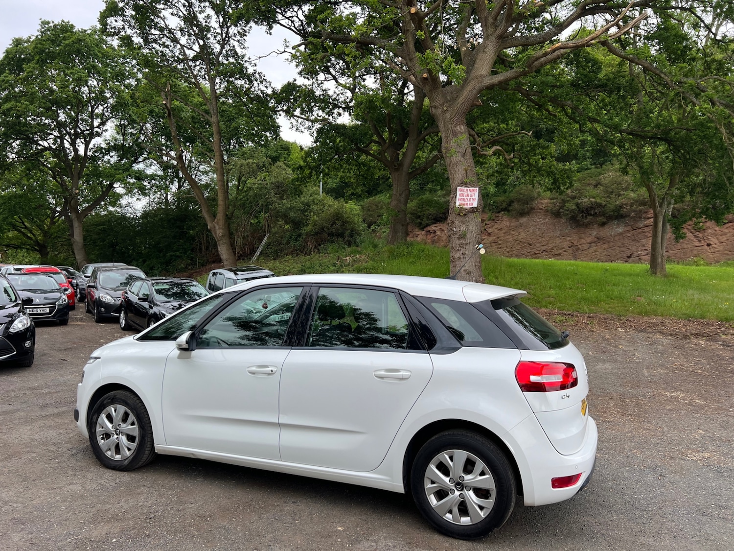 Used Citroen C4 Picasso 2014 for sale - 76192578: Photo 6