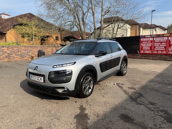 Used Citroen C4 Cactus 2017 for sale - 78582358: Photo