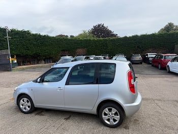 Used Skoda Roomster 2015 for sale - 79772261: Photo