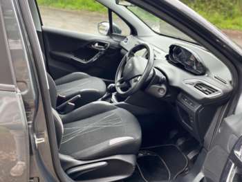 Used Peugeot 208 2014 for sale - 68416975: Photo