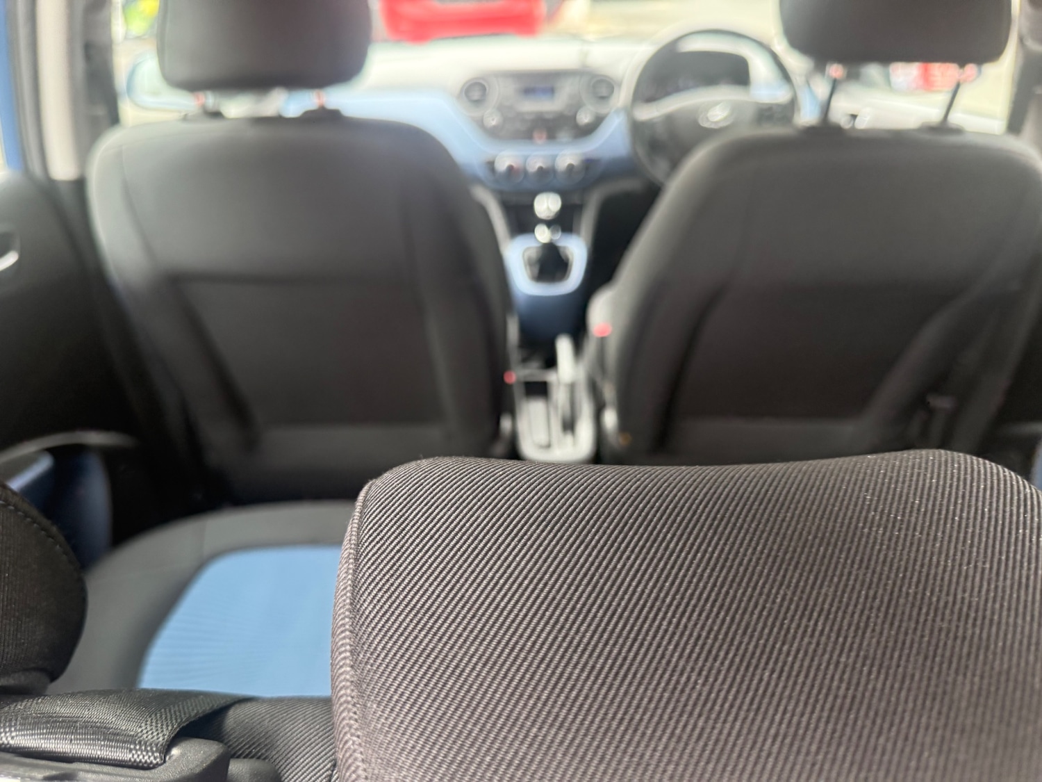 Used Hyundai i10 2015 for sale - 76192537: Photo 19