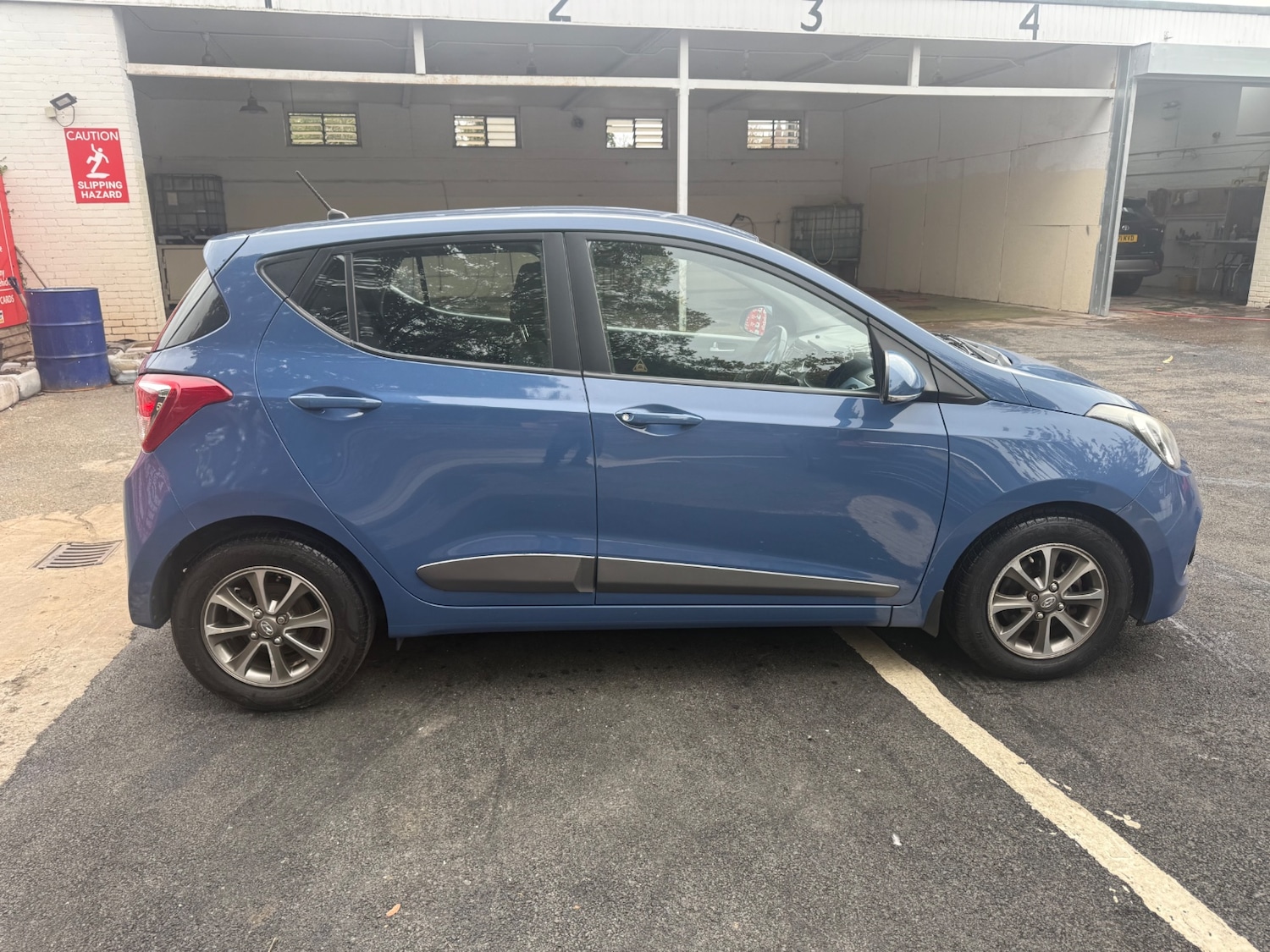 Used Hyundai i10 2015 for sale - 76192537: Photo 5