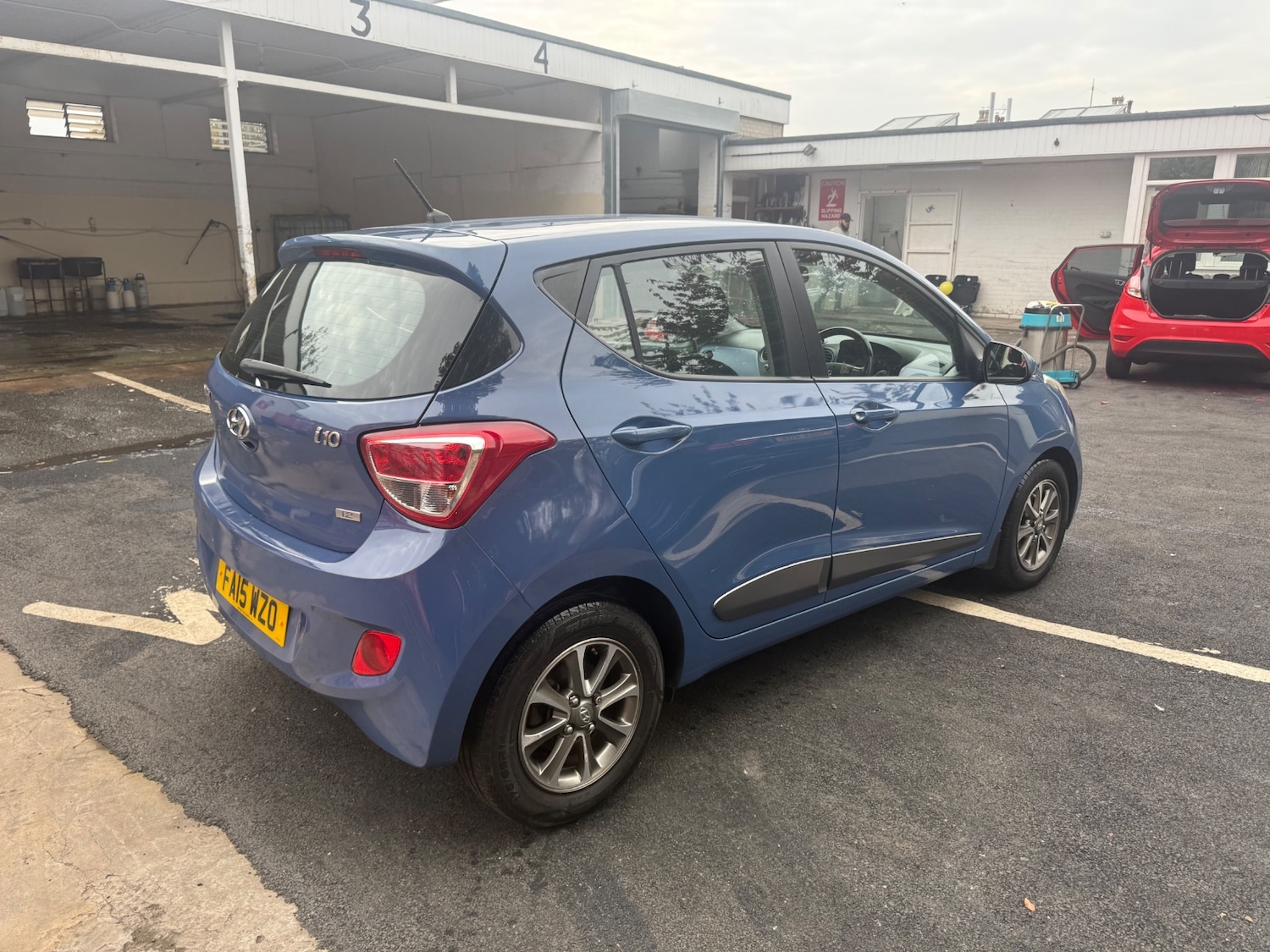 Used Hyundai i10 2015 for sale - 76192537: Photo 6