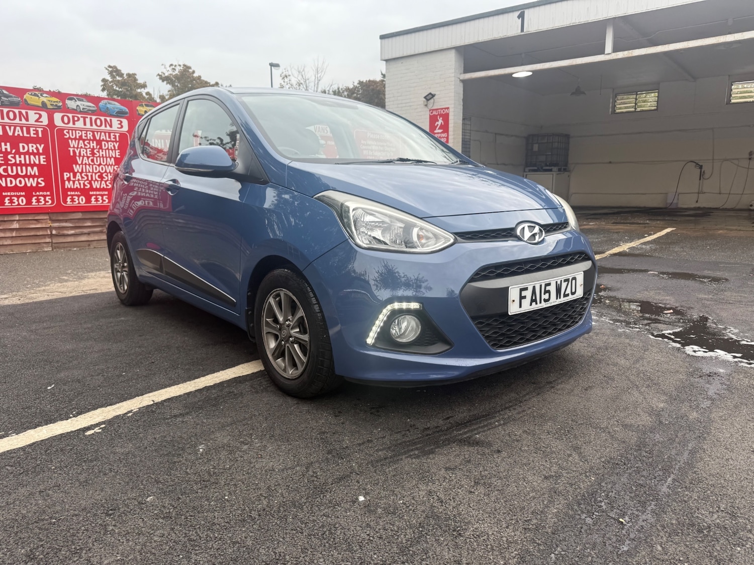 Used Hyundai i10 2015 for sale - 76192537: Photo 9