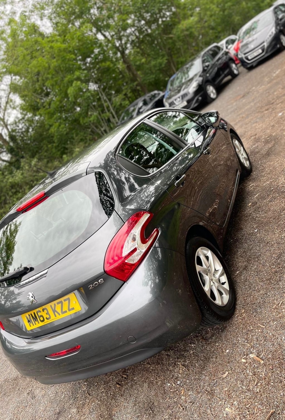 Used Peugeot 208 2014 for sale - 76192509: Photo 6