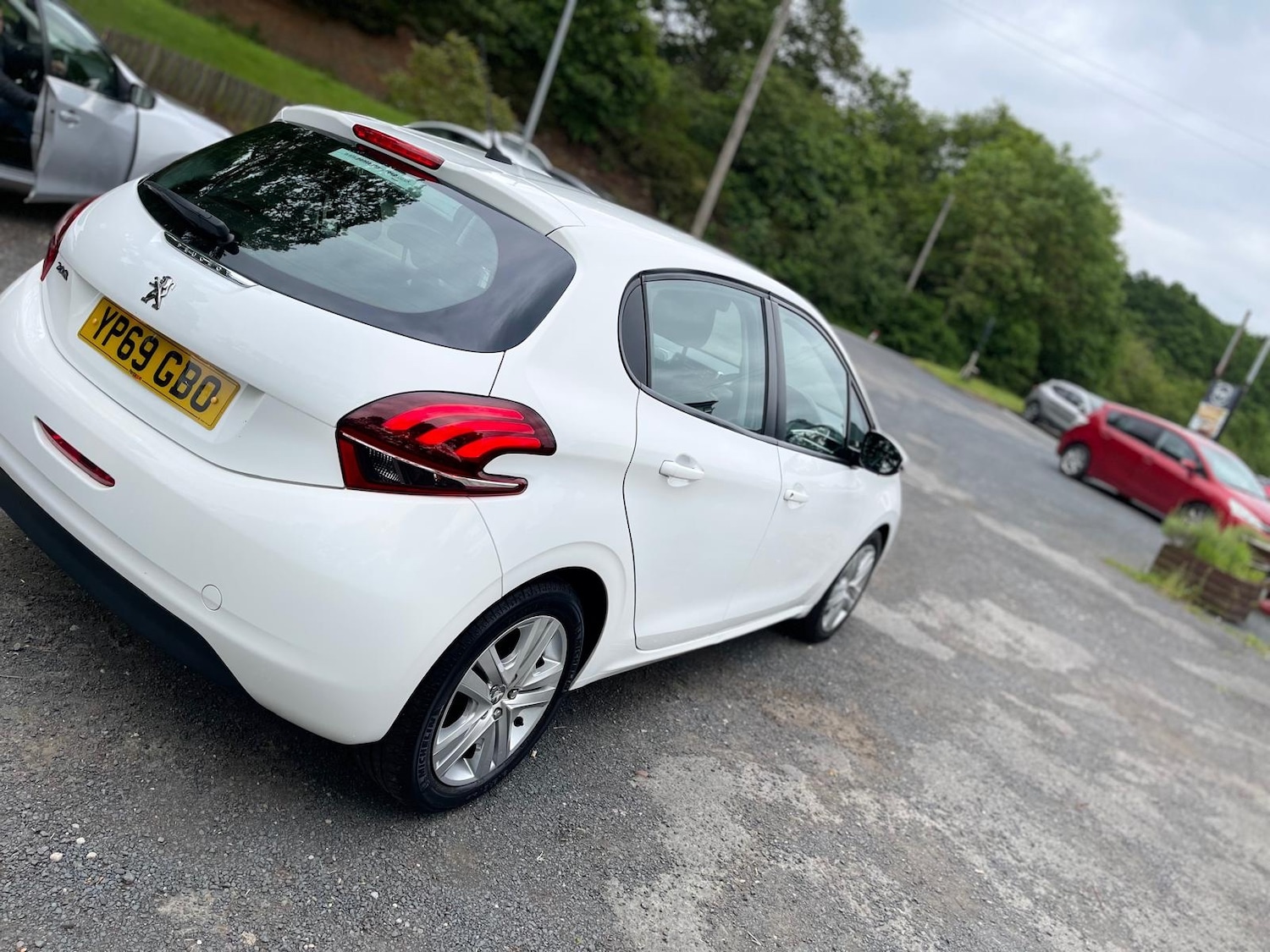 Used Peugeot 208 2019 for sale - 76196700: Photo 2
