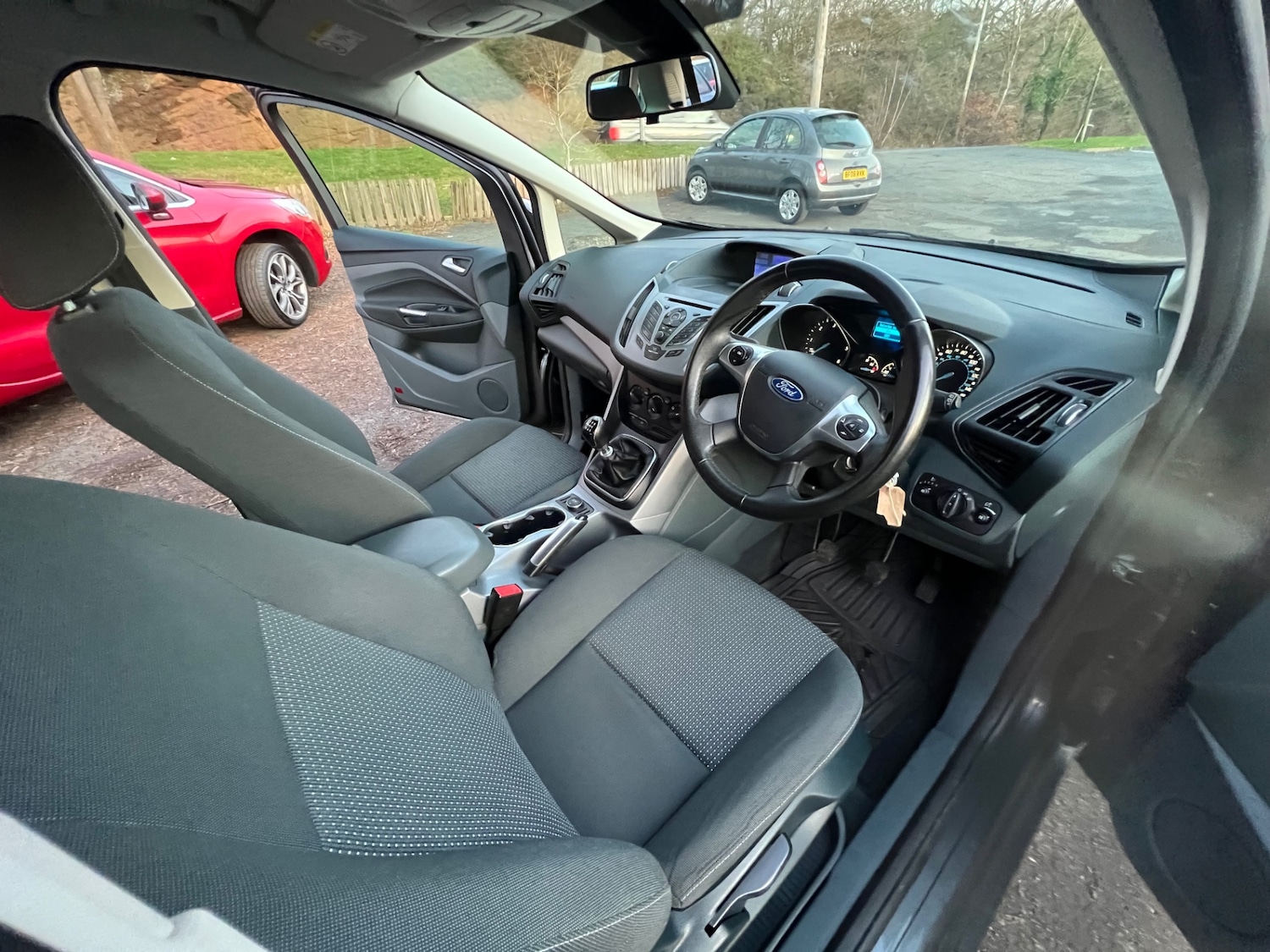 Used Ford Grand C-Max 2015 for sale - 76198633: Photo 11