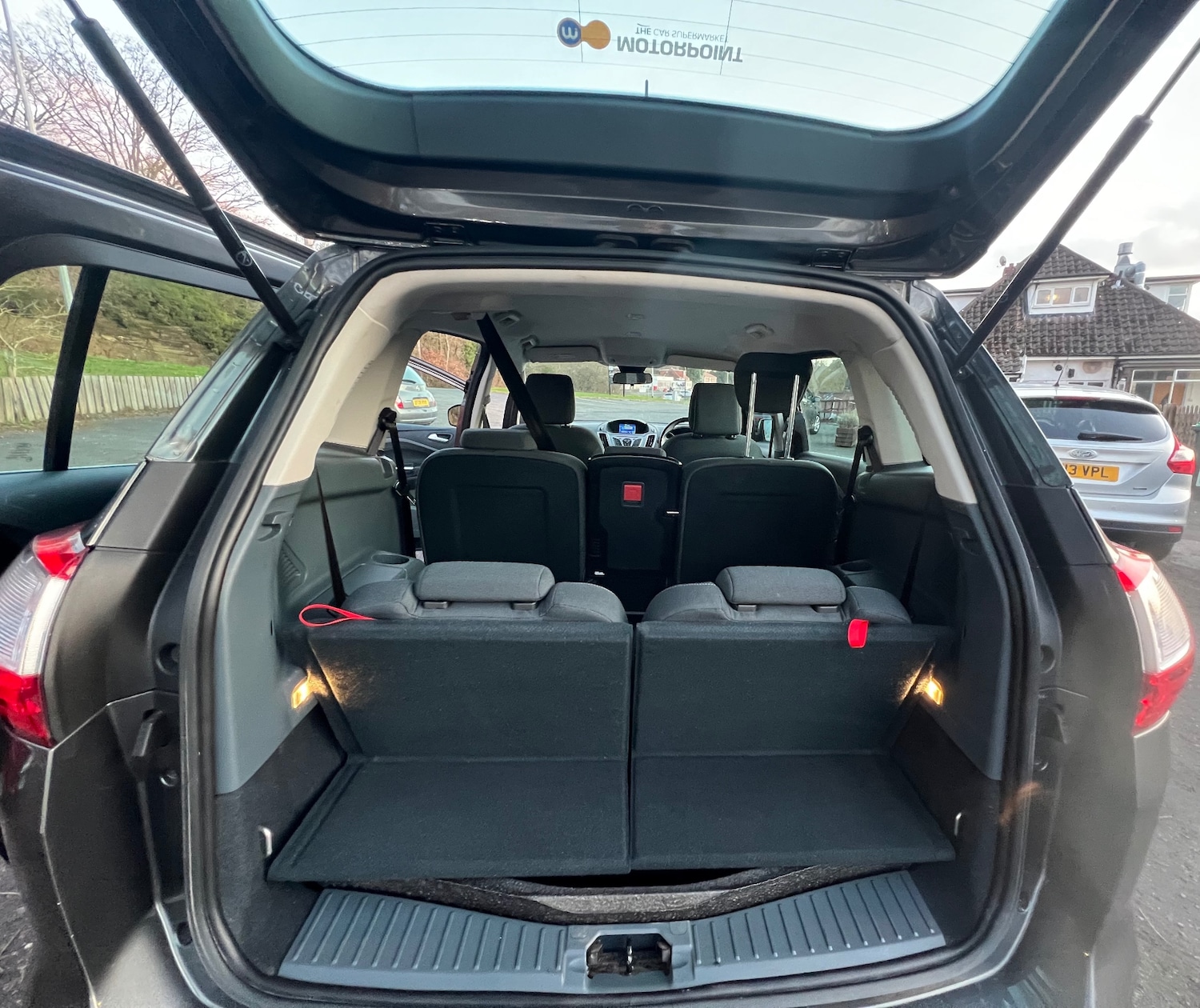 Used Ford Grand C-Max 2015 for sale - 76198633: Photo 12