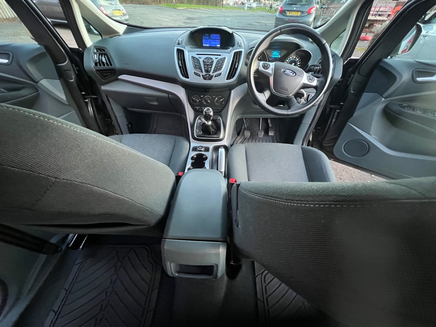 Used Ford Grand C-Max 2015 for sale - 76198633: Photo 14