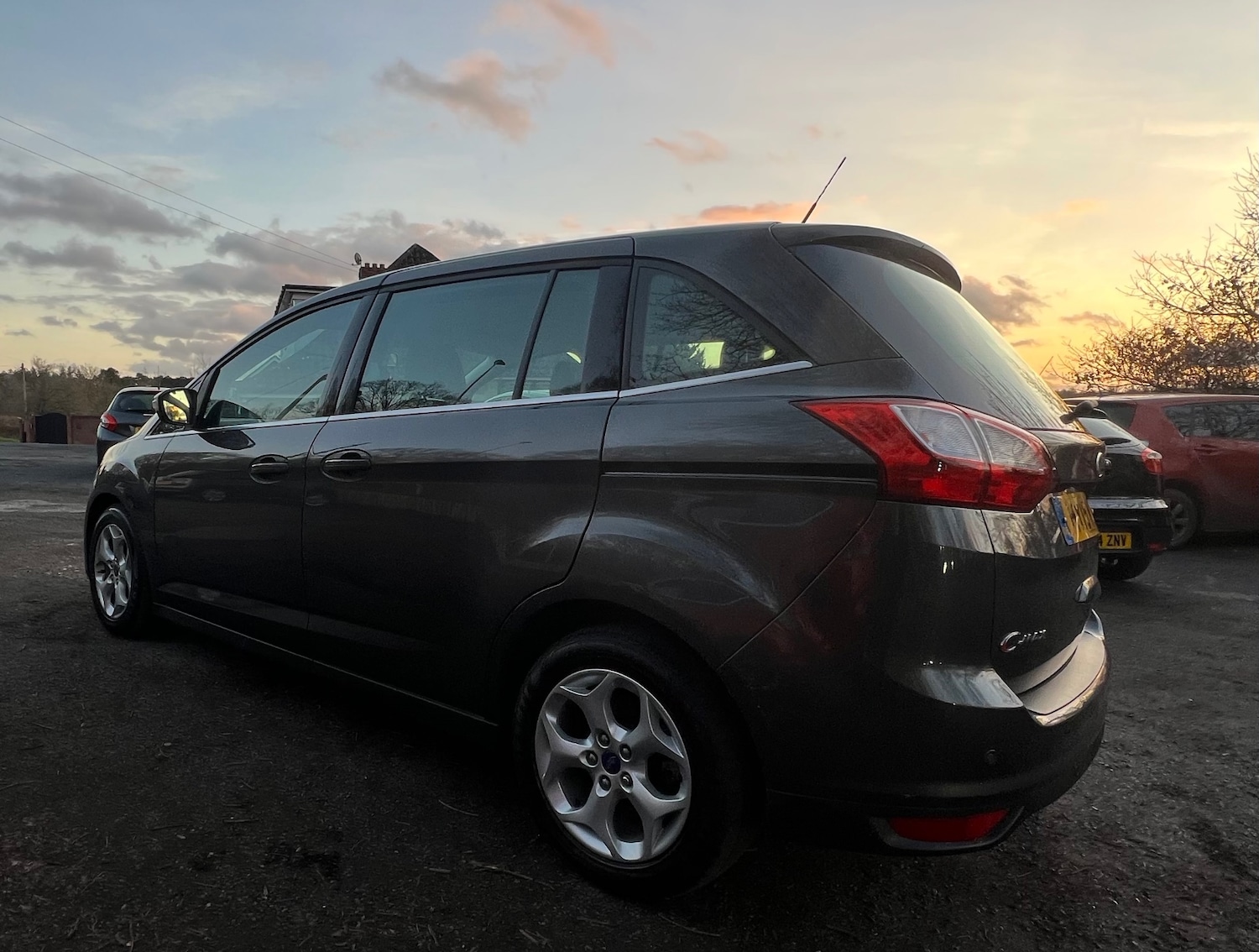 Used Ford Grand C-Max 2015 for sale - 76198633: Photo 5