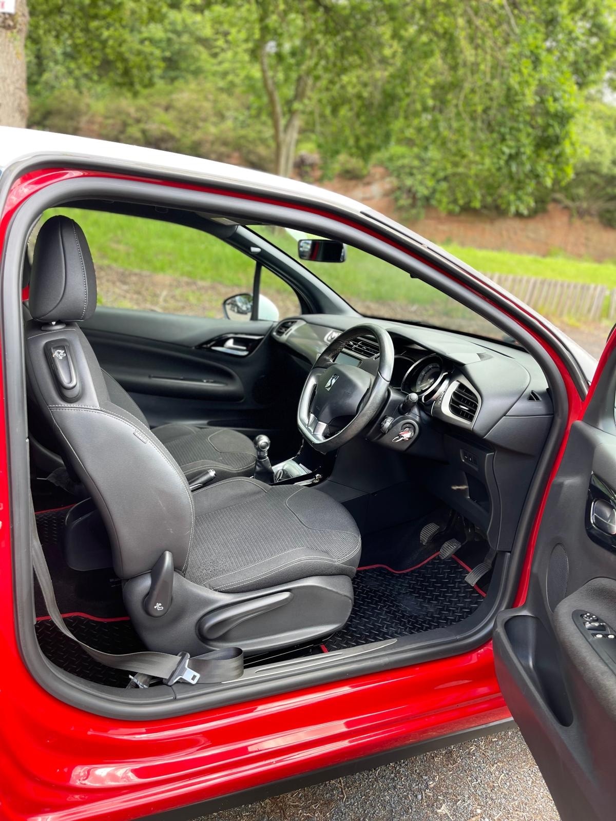 Used DS Automobiles DS 3 2017 for sale - 76192557: Photo 2