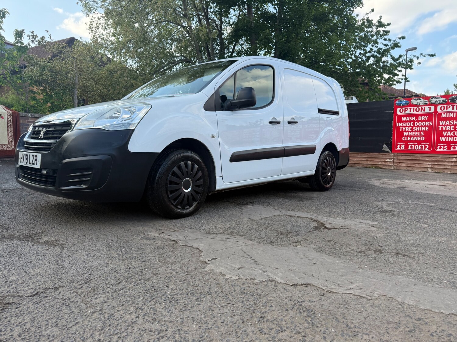 Used Peugeot Partner 2018 for sale - 76187302: Photo 15