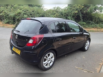 Used Vauxhall Corsa 2010 for sale - 79495925: Photo