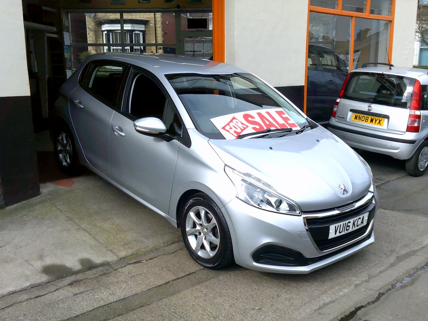 Used Peugeot 208 2016 for sale - 77962002: Photo 3