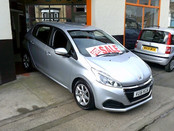 Used Peugeot 208 2016 for sale - 77962002: Photo