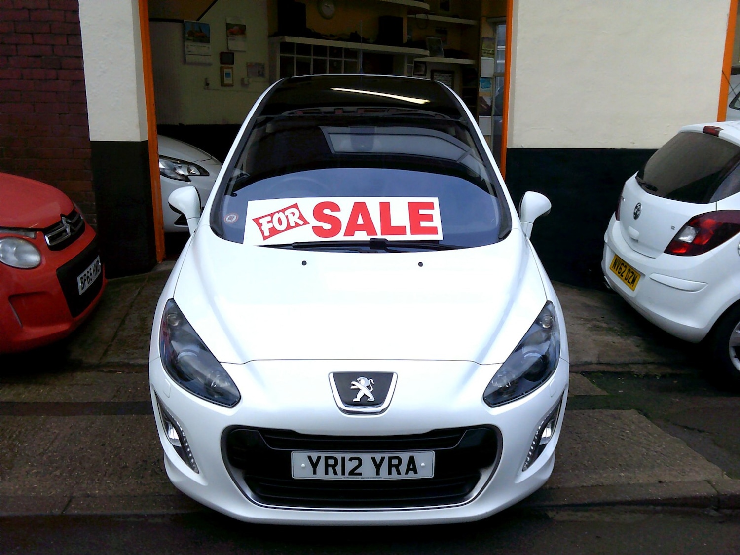 Used Peugeot 308 2012 for sale - 77453041: Photo 2