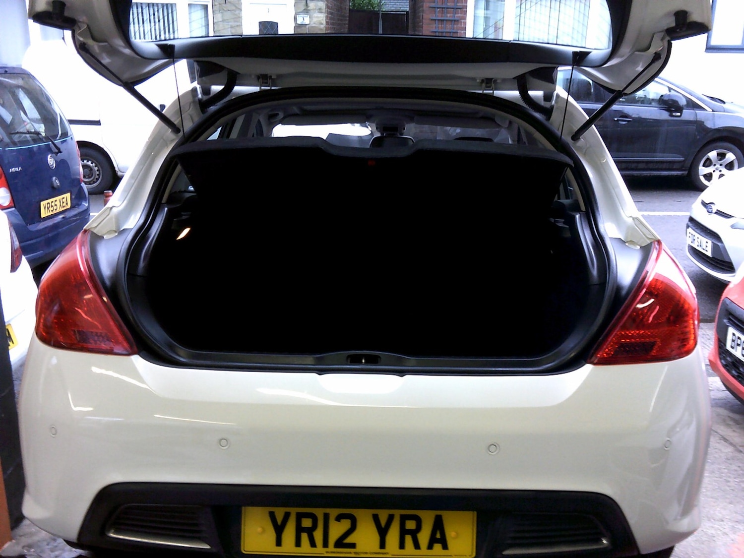 Used Peugeot 308 2012 for sale - 77453041: Photo 6