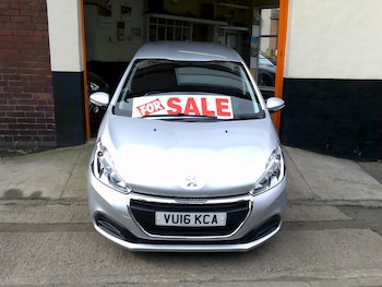Used Peugeot 208 2016 for sale - 78373511: Photo