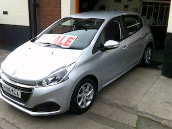 Used Peugeot 208 2016 for sale - 78373511: Photo
